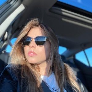 Meet your Posher, Isla rodrigues